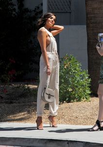 Olivia-Culpo-Sideboob-9-thefappeningblog.com_.jpg