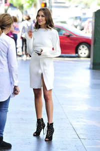 Olivia-Culpo-in-White--23.jpg