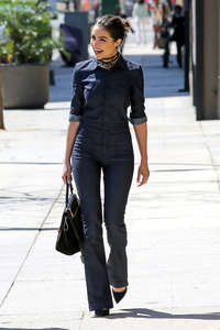 Olivia-Culpo-out-and-about-in-Los-Angeles--15.jpg