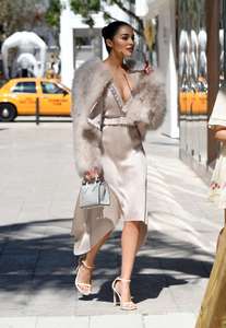 Olivia-Culpo-out-in-Miami--12.jpg