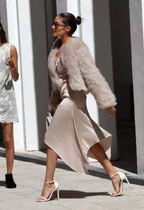Olivia-Culpo-out-in-Miami--16.jpg