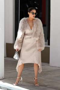 Olivia-Culpo-out-in-Miami--25.jpg