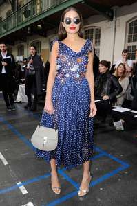 Olivia-Culpo_-John-Galliano-AW-2017-Show--10.jpg