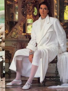 Piel_Vogue_US_December_1984_16.thumb.jpg.0e2cd5ae79846f40fe441ab8ed9d2467.jpg