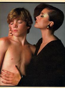 Piel_Vogue_US_October_1983_02.thumb.jpg.4f495b39269d773d38d269f7b5e9c09e.jpg