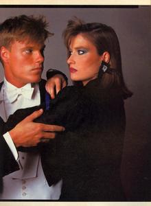 Piel_Vogue_US_October_1983_04.thumb.jpg.7181aa8b5812b583f68dff7d0652f6fd.jpg