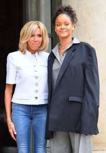 Rihanna-with-Brigitte-Macron-at-the-Elysee-Palace--06.jpg