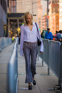 Soo-Joo-Park-by-STYLEDUMONDE-Street-Style-Fashion-Photography0E2A3050-700x1050@2x.jpg
