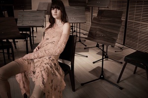 Zimmermann-Fall-Winter-2017-Campaign13394.thumb.jpg.9d4b808ebc1c179ba3687fb066e73492.jpg