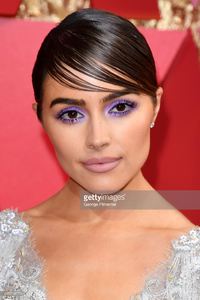 actor-olivia-culpo-unveils-a-oneofakind-marchesa-for-stella-artois-picture-id645704270.jpg