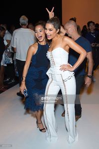 actress-jamie-chung-and-olivia-culpo-attend-the-jonathan-simkhai-picture-id602243244.jpg