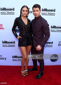 actress-olivia-culpo-and-recording-artist-nick-jonas-attend-the-2015-picture-id473806408.jpg