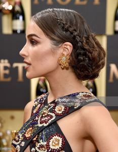 actress-olivia-culpo-attends-the-74th-annual-golden-globe-awards-at-picture-id631241720.jpg