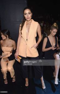 actress-olivia-culpo-attends-the-cushnie-et-ochs-fashion-show-during-picture-id634626140.jpg