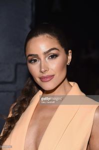 actress-olivia-culpo-attends-the-cushnie-et-ochs-fashion-show-during-picture-id634626142.jpg
