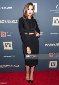 actress-olivia-culpo-attends-the-jeremy-scott-the-peoples-designer-picture-id488457768.jpg