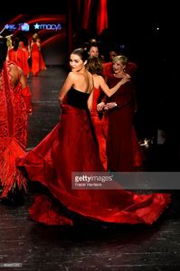 actress-olivia-culpo-walks-the-runway-at-the-american-heart-go-red-picture-id509651000.jpg