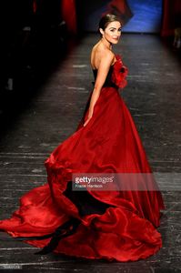 actress-olivia-culpo-walks-the-runway-at-the-american-heart-go-red-picture-id509651018.jpg