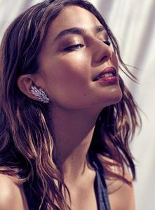 andreea-diaconu-top-sensation-photo-6.jpg