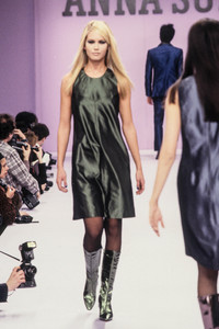 anna-sui-fw-1995.thumb.jpg.3a45fc5fdb4525d12f1189ff8fbb0d10.jpg