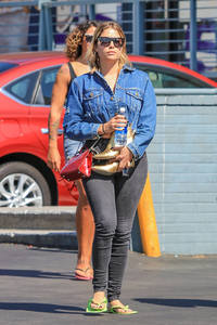 ashley-benson-leaving-a-nail-salon-in-studio-city-72517-19.jpg