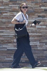 ashley-olsen-out-in-beverly-hills-july-2017-1.jpg