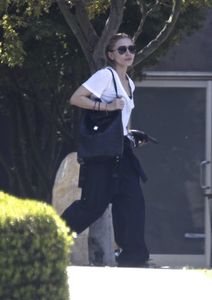 ashley-olsen-out-in-beverly-hills-july-2017-3.jpg