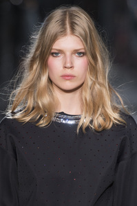 azzaro-hc-clpi-rf17-0182.thumb.jpg.3ccb8eedaf02ca45d1bf274bdbc6c18e.jpg