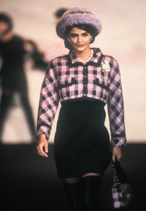 chanel-hc-fw-1990-4.thumb.png.0113488e3da9915c77f0cc5b27324c38.png