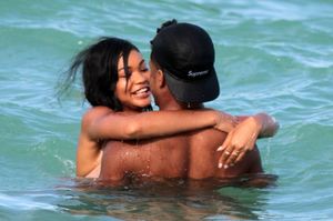 chanel-iman-and-sterling-shepard-miami-06-30-2017-7.jpg