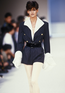 chloe-ss-1990-2.thumb.png.84b3d105e98f18c6f4a94d5d7a54cbf6.png