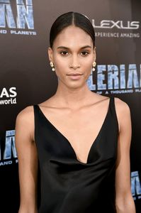 cindy-bruna-valerian-and-the-city-of-a-thousand-planets-premiere-in-los-angeles-07-17-2017-2.jpg