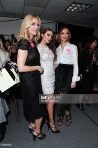 designers-karen-craig-and-georgina-chapman-pose-with-olivia-culpo-picture-id635559702.jpg
