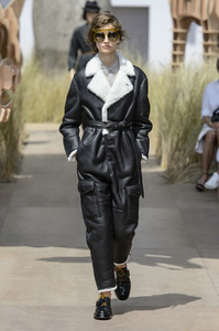 dior-hc-rf17-0113.thumb.jpg.367ec2f5d065c6a432c844d867768ac3.jpg
