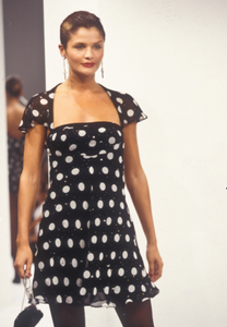 dolce-gabbana-ss-1995-4.thumb.png.432030e51920f3aa8241e5afd987a21a.png