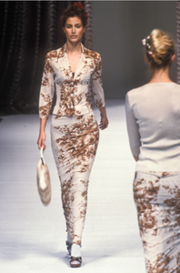 dolce-gabbana-ss-1997-9.thumb.png.38f7d1558637146a91b7000503460099.png