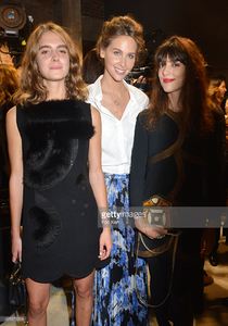 dolores-doll-ophelie-meunier-and-vanessa-guide-attend-the-john-show-picture-id491373358.jpg