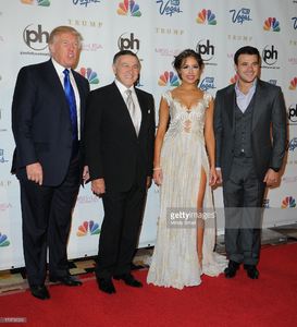 donald-trump-aras-agalarov-miss-universe-2012-olivia-culpo-and-emin-picture-id170733226.jpg