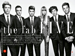edie_british_vogue_dec12_tee_vanity_1.thumb.jpg.827f68df94008e4b499ac2797eea4f73.jpg