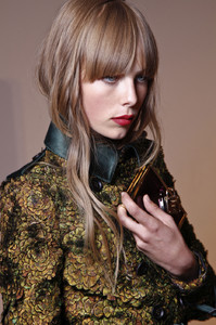 edie_burberry_ss13_livingly_3.JPG