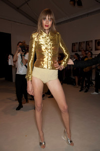 edie_burberry_ss13_livingly_8.JPG