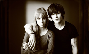 edie_cacharel_amor_amor_aw11_cacharel_1.thumb.jpg.2b15302b319bb83b054ebdb2edf1270f.jpg