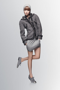 edie_chanel_autumn_melody_aw12_designscene_4.jpg