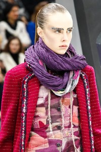 edie_chanel_aw12_vogue_2.thumb.jpeg.1dfed12a3dca484b37a93208e9923b1e.jpeg