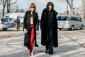 edie_chanel_aw16_vogue_1920.thumb.jpeg.49ef8421f4e6ed31378445a96e171fe6.jpeg