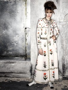 edie_chanel_paris_bombay_prefall12_presskit_moommoom_8.jpg