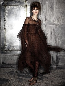 edie_chanel_paris_bombay_prefall12_presskit_moommoom_9.jpg