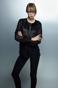 edie_karl_lagerfeld_aw12_vogue_1280_11.jpeg
