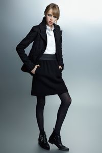 edie_karl_lagerfeld_aw12_vogue_1280_13.jpeg