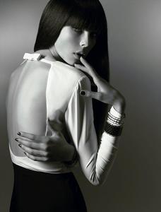 edie_madame_figaro_dec11_9_madamelefigaro.jpg